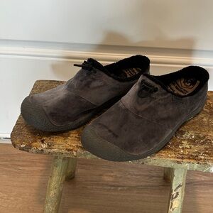 Keen Women's Dark Gray Suede Mules